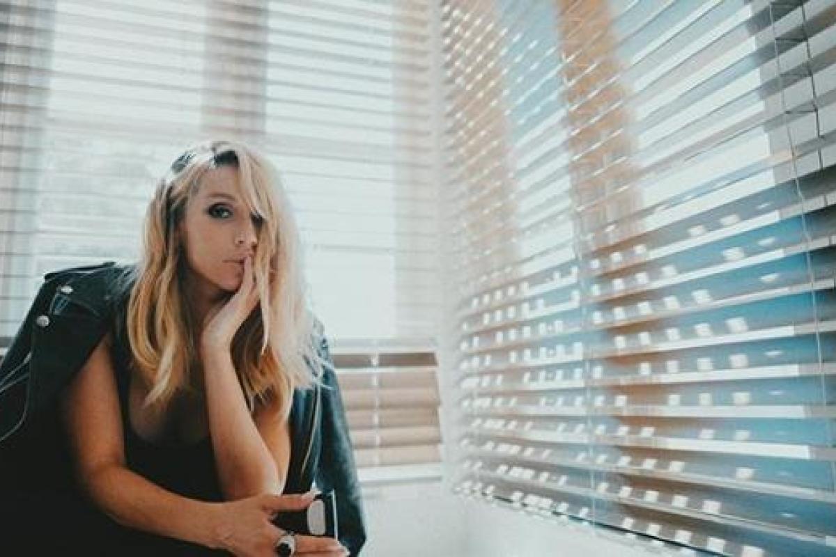 Светлана Лобода опозорилась перед поклонниками, выдав чужое фото за свое