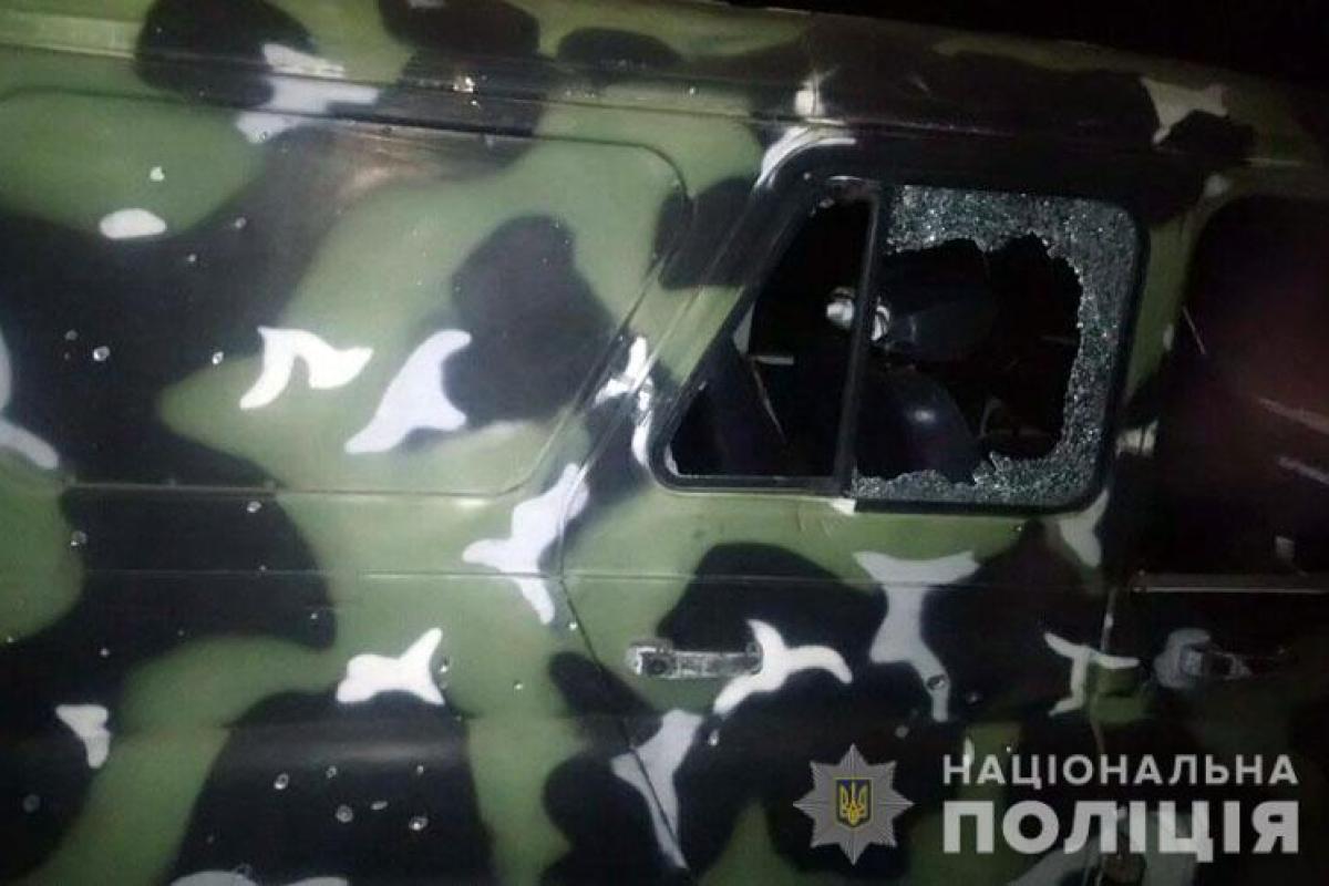 В зоне ООС наряд полиции попал под обстрел боевиков В зоне ООС наряд полиции попал под обстрел боевиков