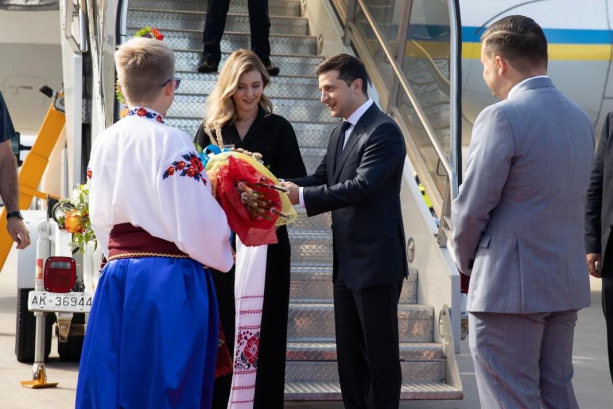 Первую леди Зеленскую раскритиковали за внешний вид во время визита в Канаду