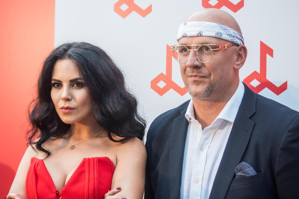 "Хайпанули - можно разводиться": Фанаты Каменских и Потапа обвинили пару в неискренности "Хайпанули - можно разводиться": Фанаты Каменских и Потапа обвинили пару в неискренности