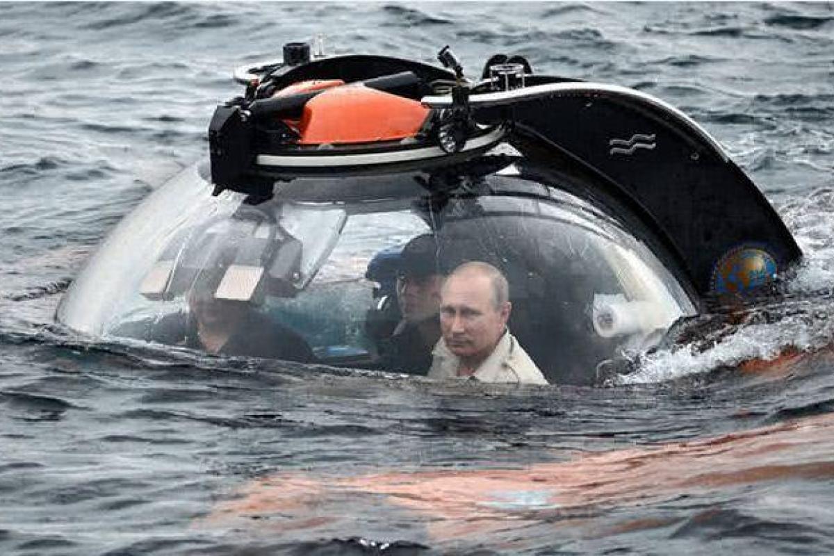 В России на военном глубоководном аппарате сгорели 14 подводников