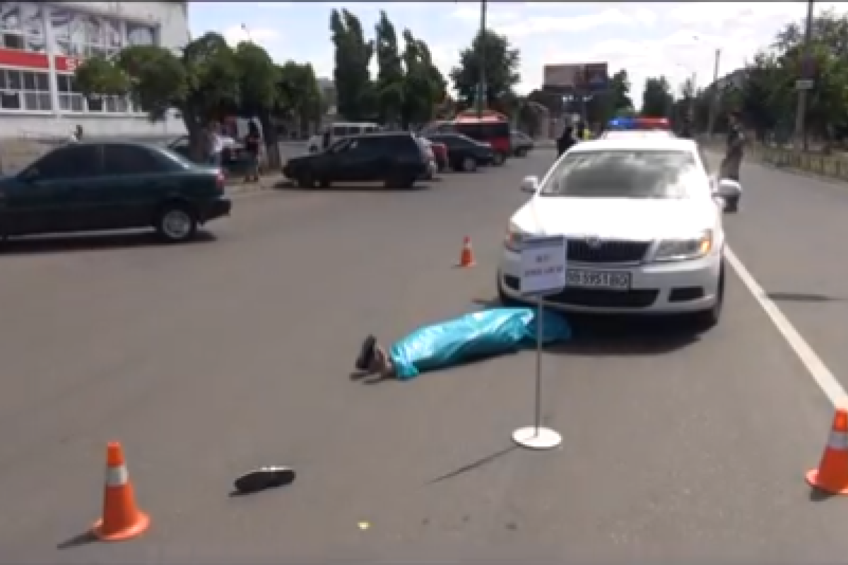 В Рубежном патрульные устроили "шоковую терапию" для пешеходов
