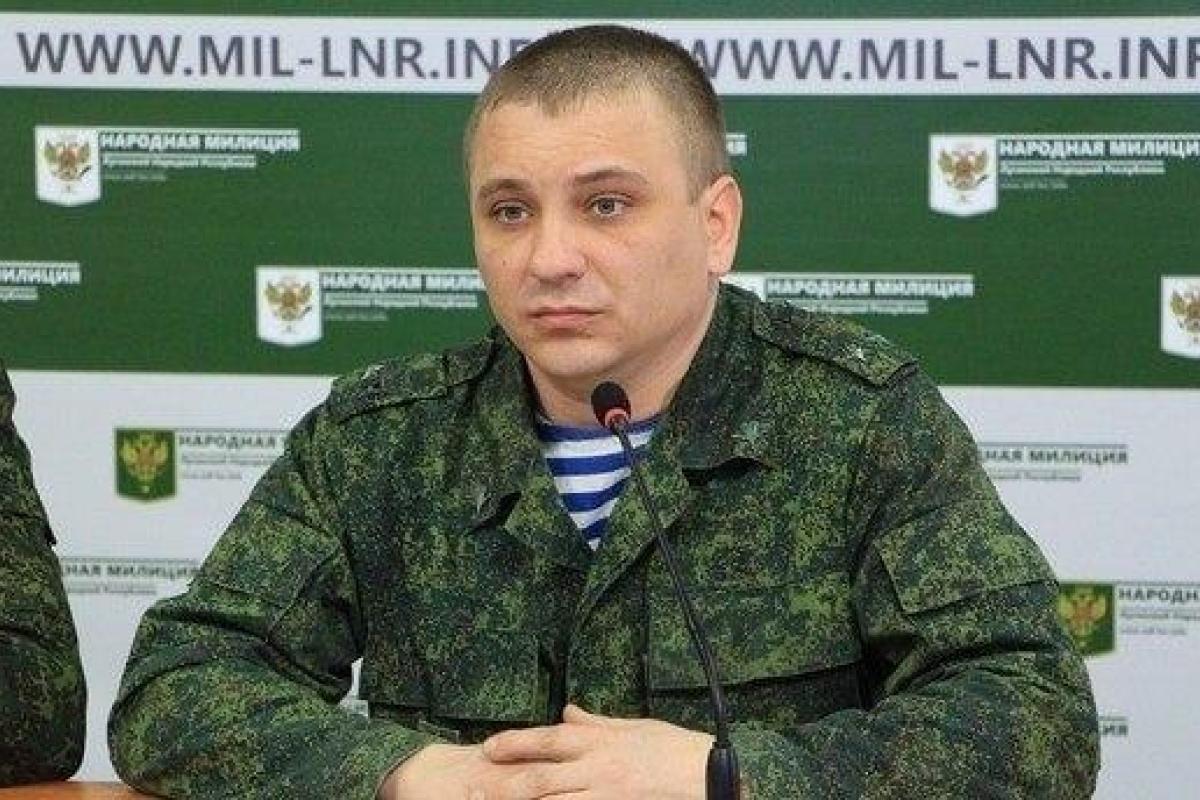 "Говорящее лицо" боевиков "ЛНР" внезапно оказался на "гражданке" "Говорящее лицо" боевиков "ЛНР" внезапно оказался на "гражданке"