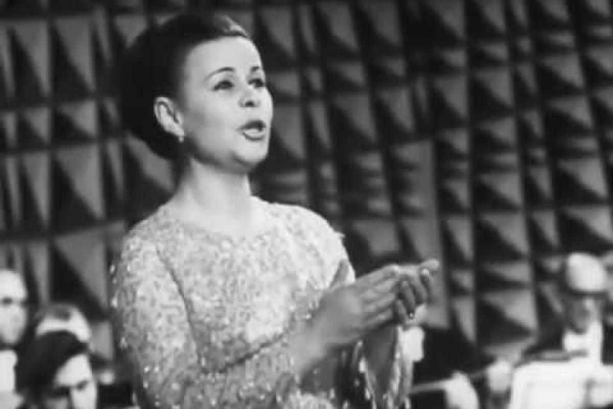 Умерла советская певица Александра Стрельченко - любимица Хрущева и Брежнева