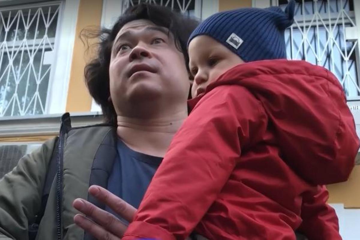 В России у семьи хотят отобрать ребенка из-за участия в оппозиционном митинге