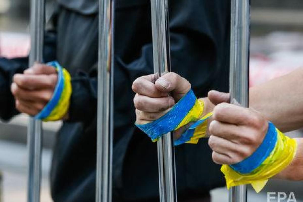 Сенцов, Балух, моряки: Стало известно, что украинские заложники летят домой