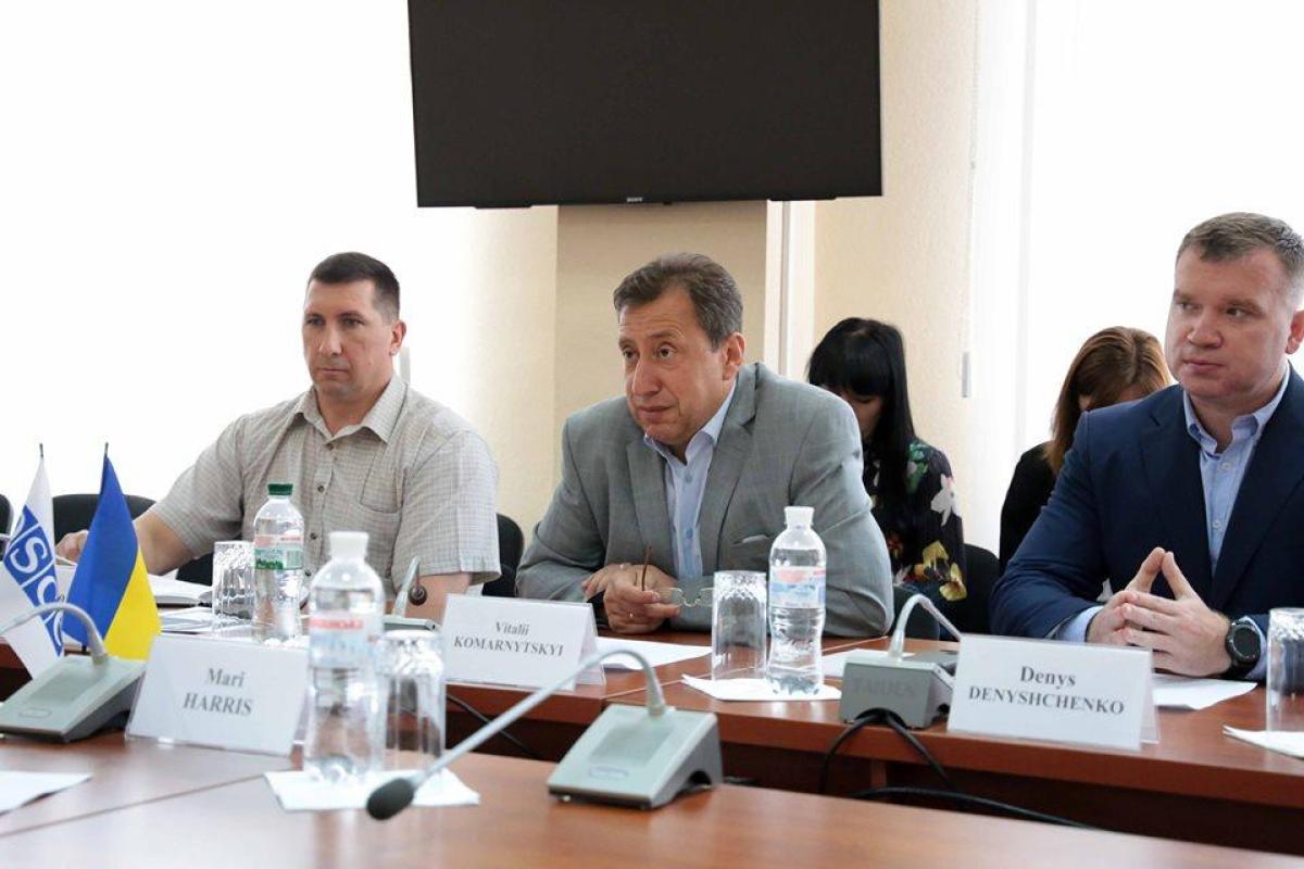 Комарницкий: Восстановление моста в Станице Луганской должно начаться как можно быстрее