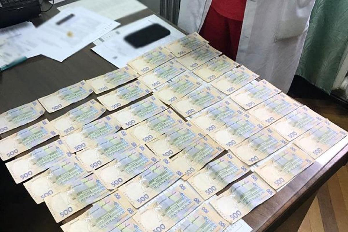 В Национальном институте рака "сдирали" баснословные взятки с онкобольных за выдачу бесплатных лекарств В Национальном институте рака "сдирали" баснословные взятки с онкобольных за выдачу бесплатных лекарств