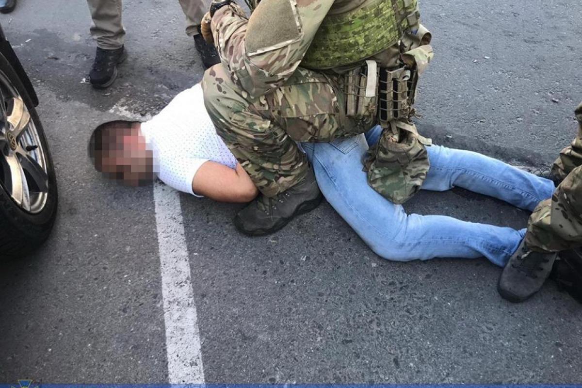 В Запорожье следователь полиции пытался организовать заказное убийство В Запорожье следователь полиции пытался организовать заказное убийство