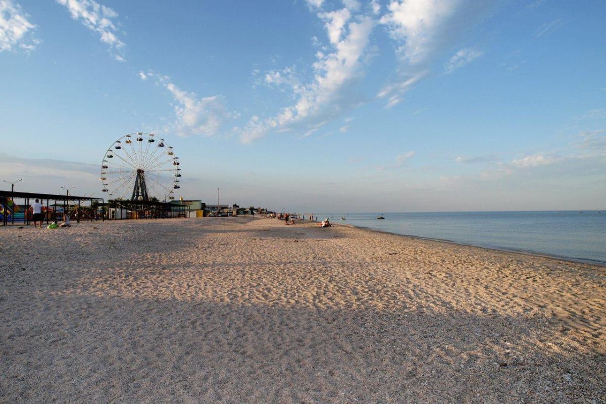 В Кирилловке спасены 8 человек, которых уносило в открытое море В Кирилловке спасены 8 человек, которых уносило в открытое море