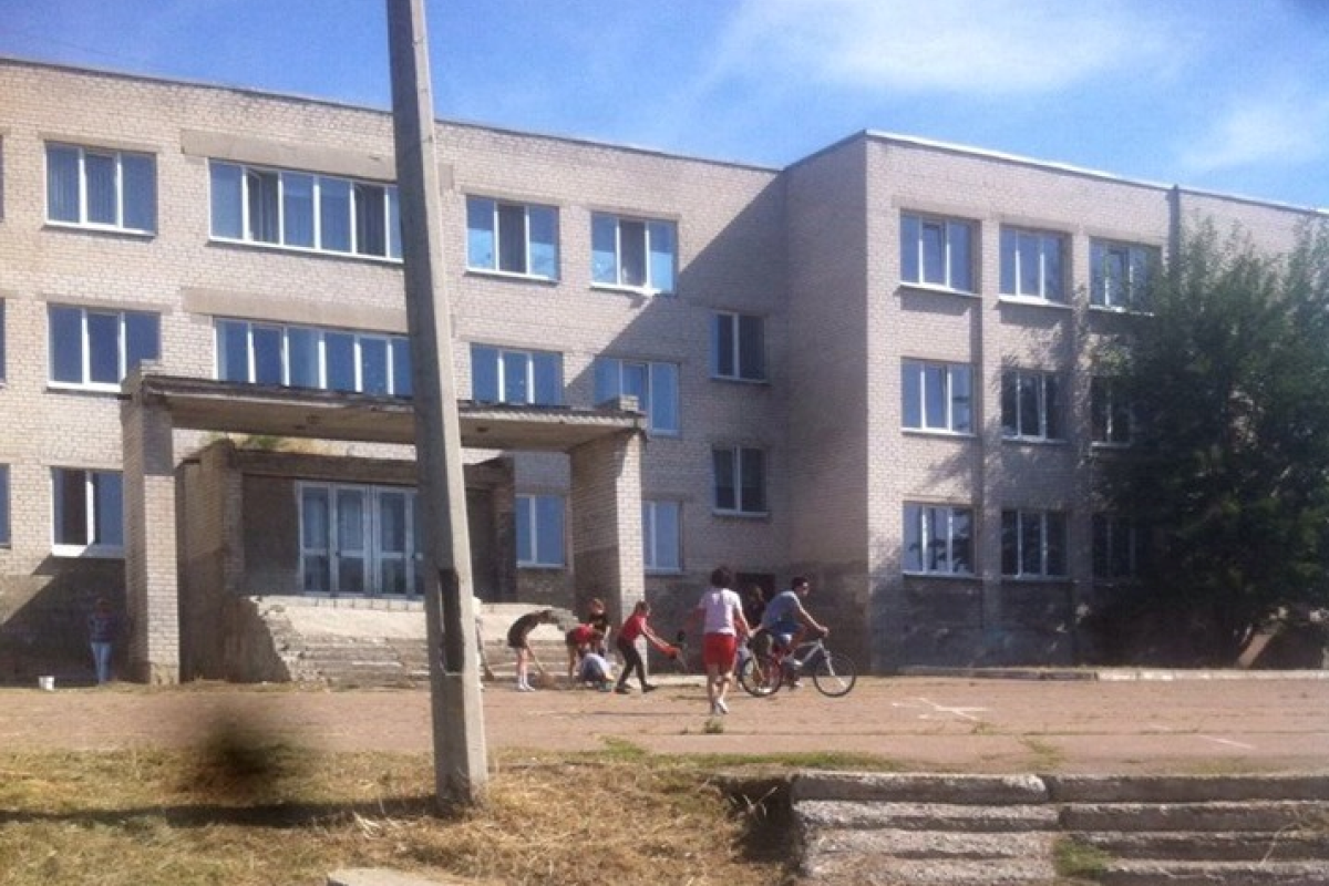 В одной из школ Лисичанска 1 сентября оказалось под угрозой: что случилось В одной из школ Лисичанска 1 сентября оказалось под угрозой: что случилось