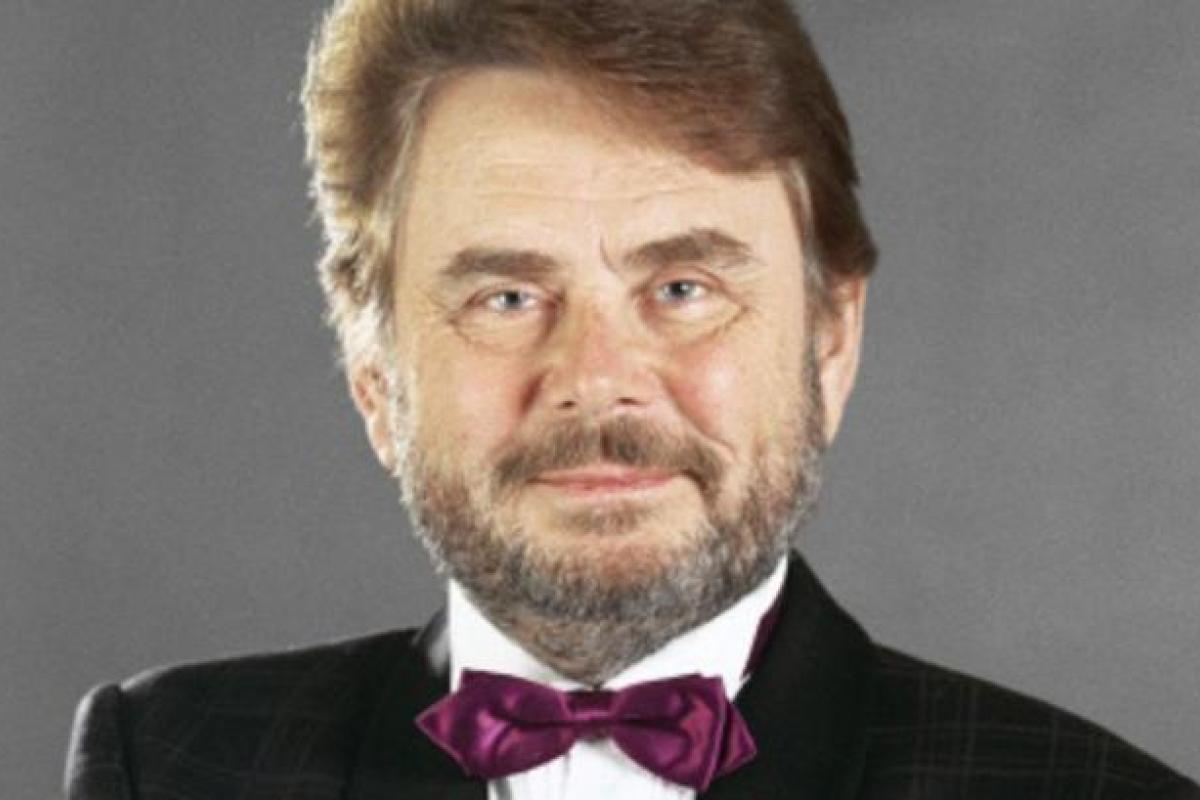 Умер автор советского хита "Снег кружится" Умер автор советского хита "Снег кружится"