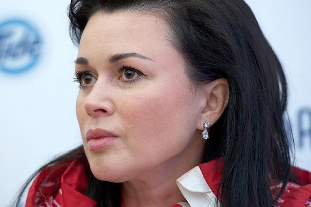 Заворотнюк уже не может дышать самостоятельно, - СМИ Заворотнюк уже не может дышать самостоятельно, - СМИ