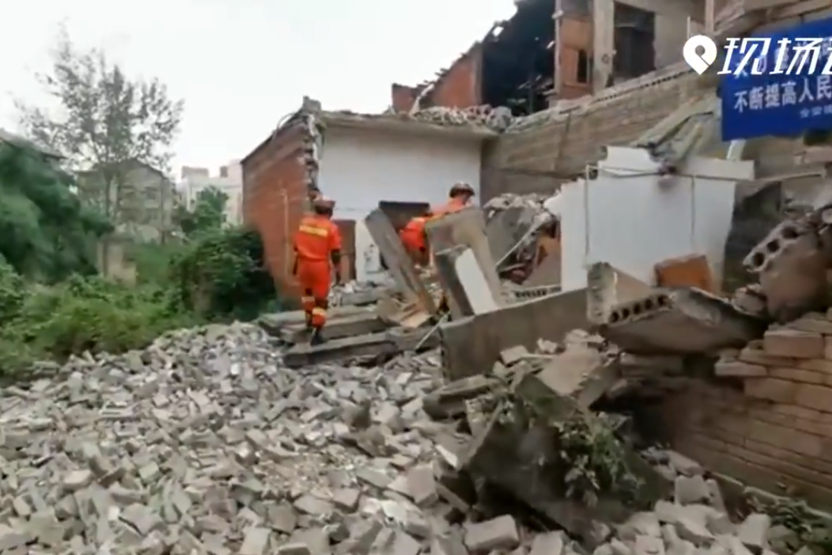 В Китае произошло землетрясение: много пострадавших, есть жертвы