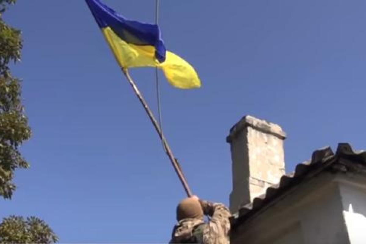 В сети сообщают, что в Луганской области отводят войска В сети сообщают, что в Луганской области отводят войска