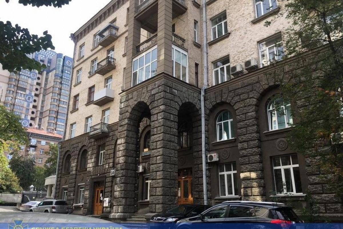Рейдеры пытались захватить помещение на Банковой в Киеве Рейдеры пытались захватить помещение на Банковой в Киеве
