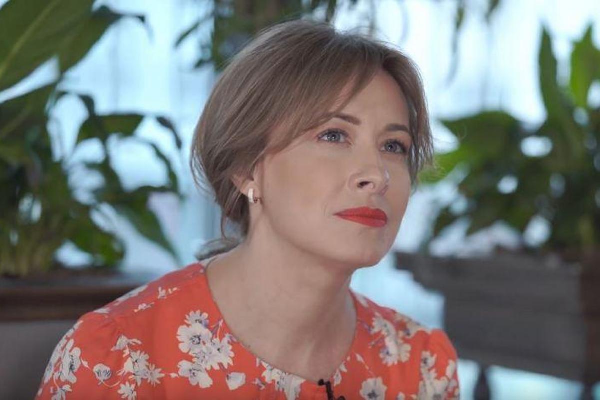 16-летняя дочь Елены Кравец была вынуждена уйти из дома 16-летняя дочь Елены Кравец была вынуждена уйти из дома