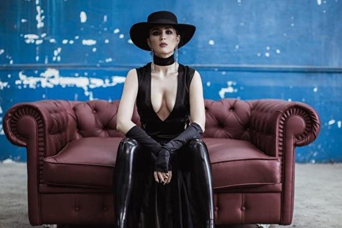 MARUV стала лучшей певицей России MARUV стала лучшей певицей России