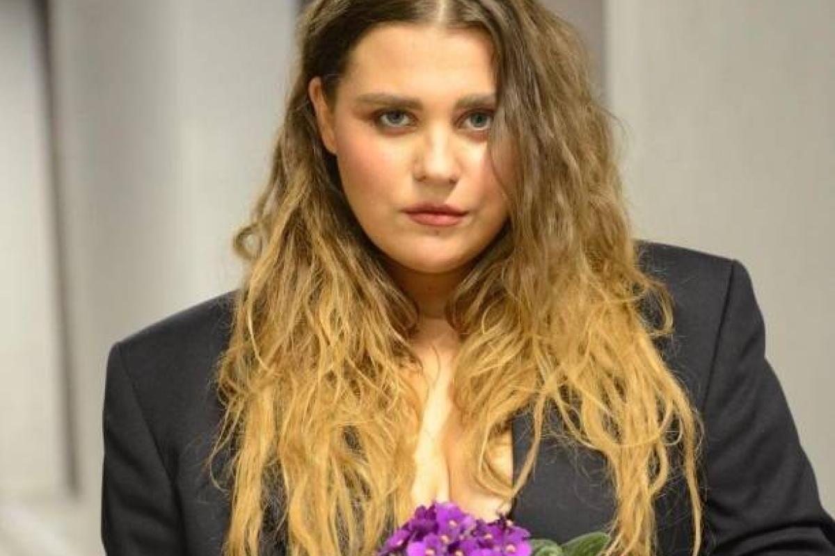 Солистка группы KAZKA показала, какой была в детстве Солистка группы KAZKA показала, какой была в детстве