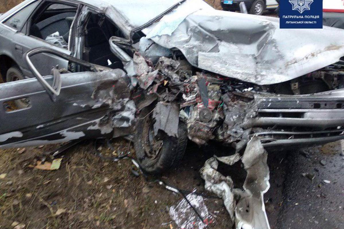 "Захлебывался кровью": Патрульные показали первые минуты после жуткого ДТП под Северодонецком "Захлебывался кровью": Патрульные показали первые минуты после жуткого ДТП под Северодонецком