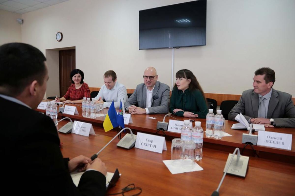 Новые рабочие места: В Луганскую область приехали инвесторы Новые рабочие места: В Луганскую область приехали инвесторы