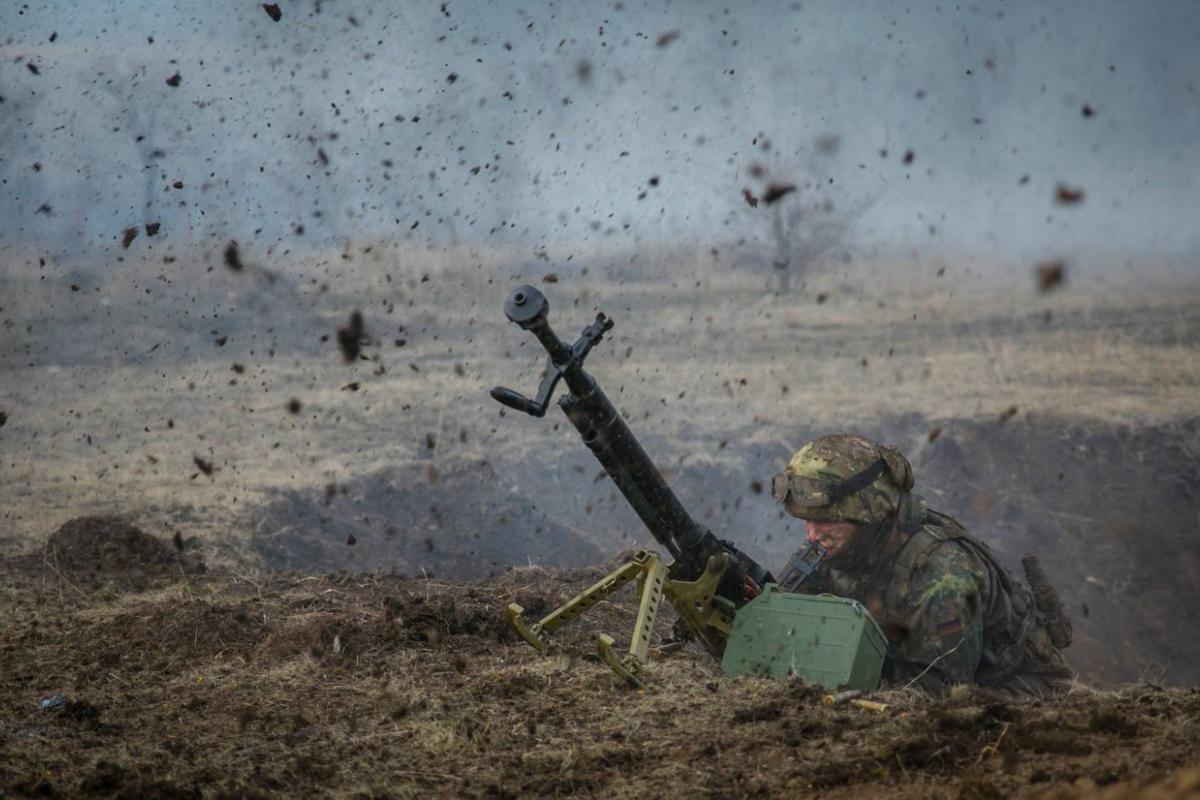Атака с территории РФ? В "тихом" месте на Луганщине ранен украинский военный, - журналист Атака с территории РФ? В "тихом" месте на Луганщине ранен украинский военный, - журналист