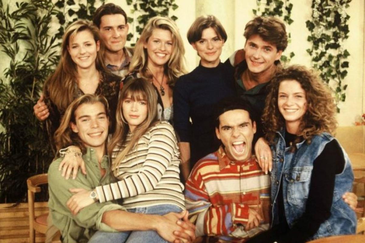 Заложники одной роли: Как сложилась судьба актеров сериала "Элен и ребята" Заложники одной роли: Как сложилась судьба актеров сериала "Элен и ребята"