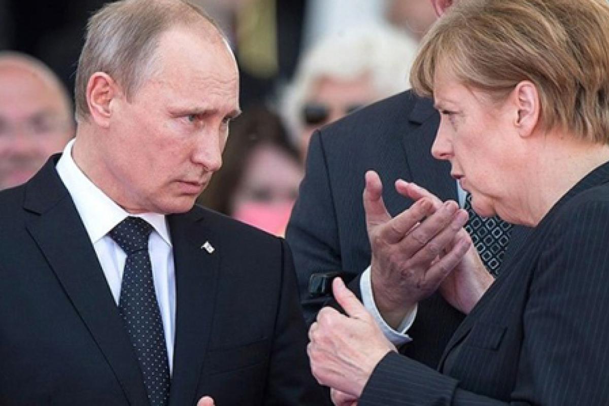 Путин и Меркель поговорили по телефону: обсуждали транзит газа и обмен пленными в Украине