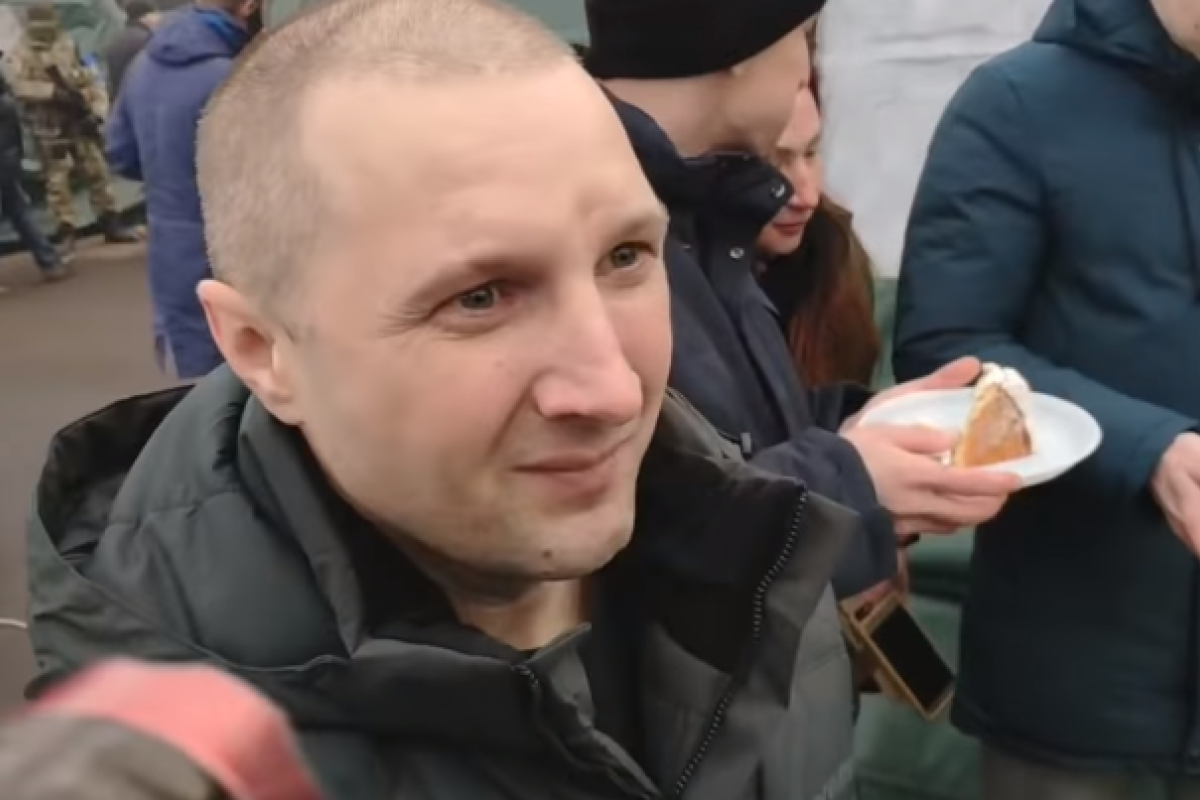 "Состоял в сговоре против ЛНРовского беспредела": Освобожденный луганчанин рассказал о пребывании в плену "Состоял в сговоре против ЛНРовского беспредела": Освобожденный луганчанин рассказал о пребывании в плену