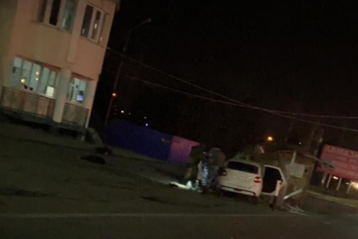 В России напали на пост ДПС: есть жертвы В России напали на пост ДПС: есть жертвы