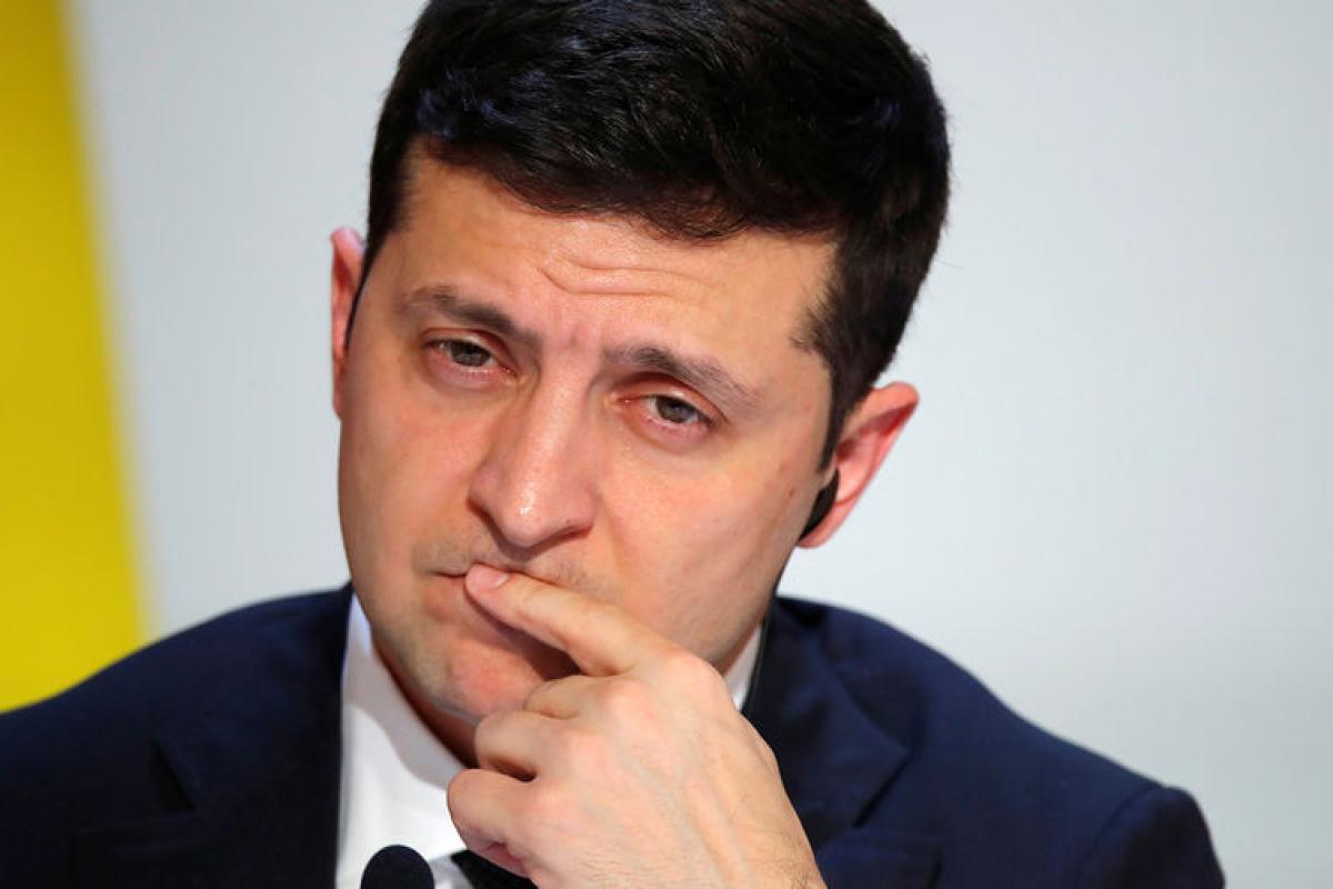 Зеленский отреагировал на бурные протесты под Верховной Радой Зеленский отреагировал на бурные протесты под Верховной Радой