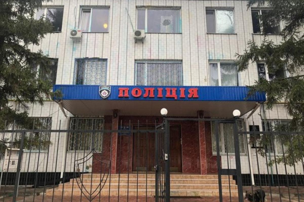 Убийство в Каховке: ГБР расследует возможную причастность полицейского Убийство в Каховке: ГБР расследует возможную причастность полицейского
