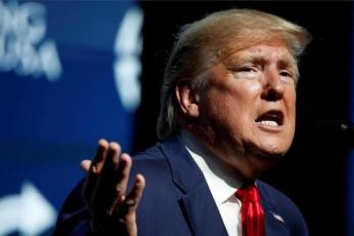  Адвокаты Трампа: Давление на Украину - не причина для импичмента