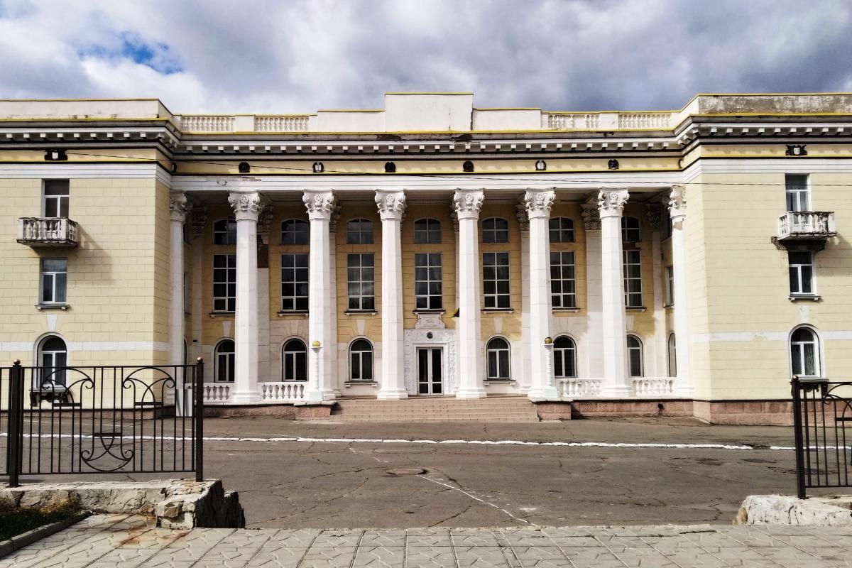 Отсутствие воды, разграбленный "Пролетарий", "убитые" дороги: громада Лисичанска обсудит наболевшие проблемы города Отсутствие воды, разграбленный "Пролетарий", "убитые" дороги: громада Лисичанска обсудит наболевшие проблемы города