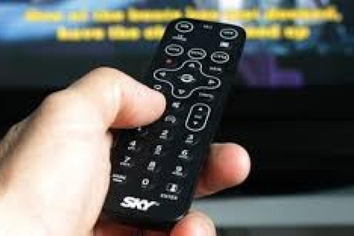 Кодирование спутникового ТВ в Украине перенесли: новая дата