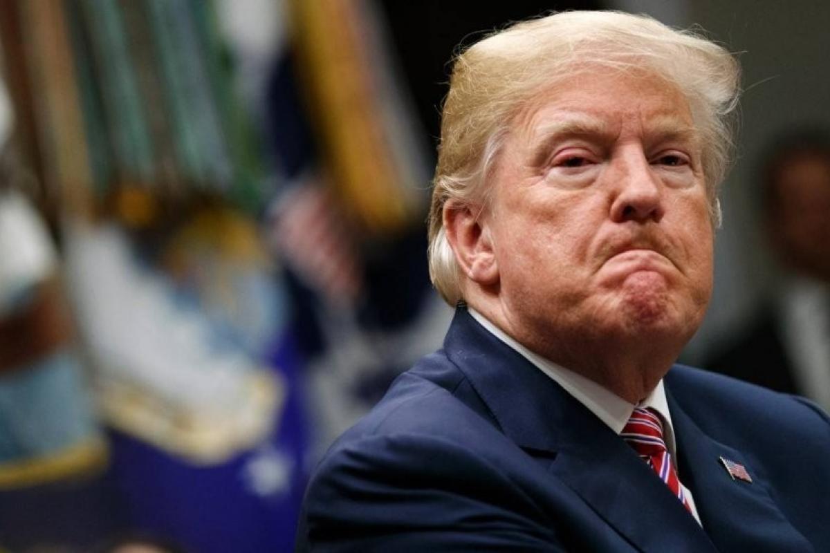 Трамп снова вспомнил об "украинском вмешательстве" в американские выборы Трамп снова вспомнил об "украинском вмешательстве" в американские выборы