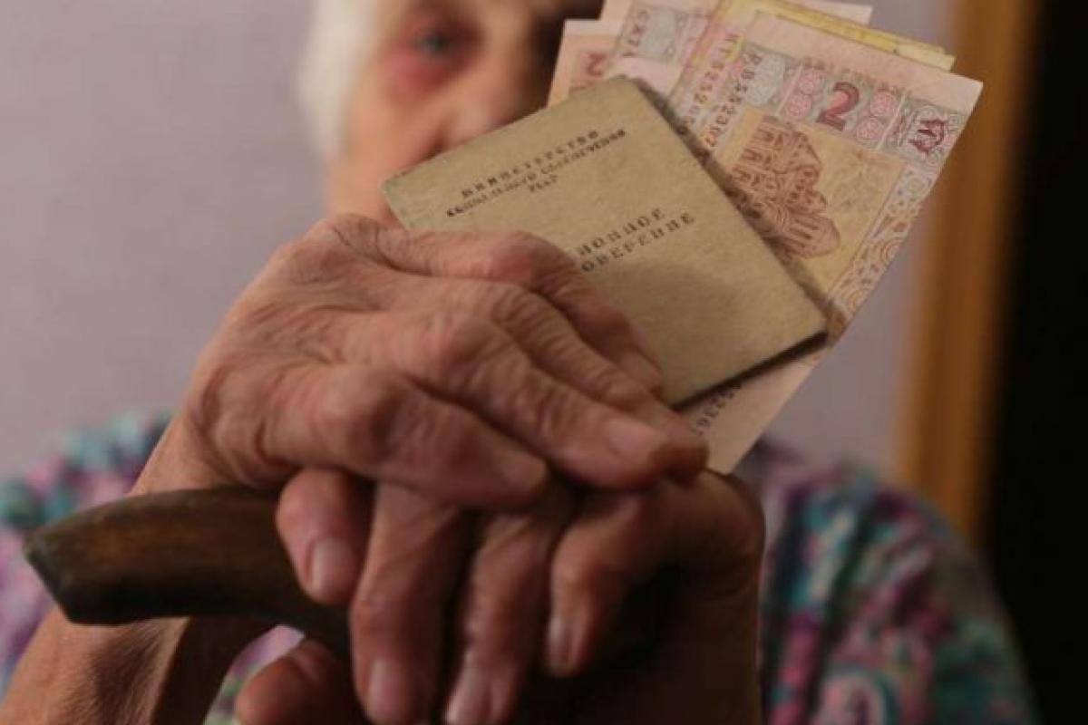Доплата к пенсии за большой стаж: на сколько могут рассчитывать пенсионеры в Украине