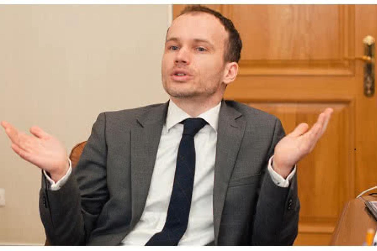 "Партии-зомби": Малюська объявил войну 48 политическим партиям "Партии-зомби": Малюська объявил войну 48 политическим партиям