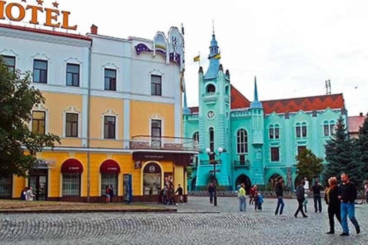 "Требуем, чтобы в городе стало безопасно": глава Мукачево обратился к Зеленскому "Требуем, чтобы в городе стало безопасно": глава Мукачево обратился к Зеленскому