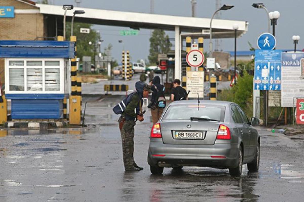 Россия демонстрирует поддержку своих вооруженных формирований на Донбассе - Цымбалюк Россия демонстрирует поддержку своих вооруженных формирований на Донбассе - Цымбалюк