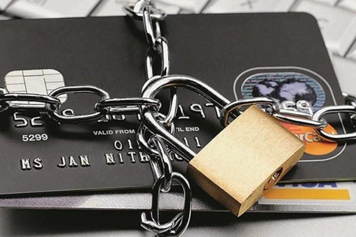 Без уведомления: Банки будут автоматически блокировать счета украинцев Без уведомления: Банки будут автоматически блокировать счета украинцев