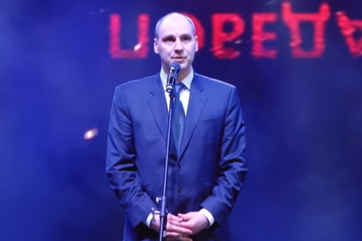 В РФ губернатор пожелал, чтобы каждую российскую семью затронула война