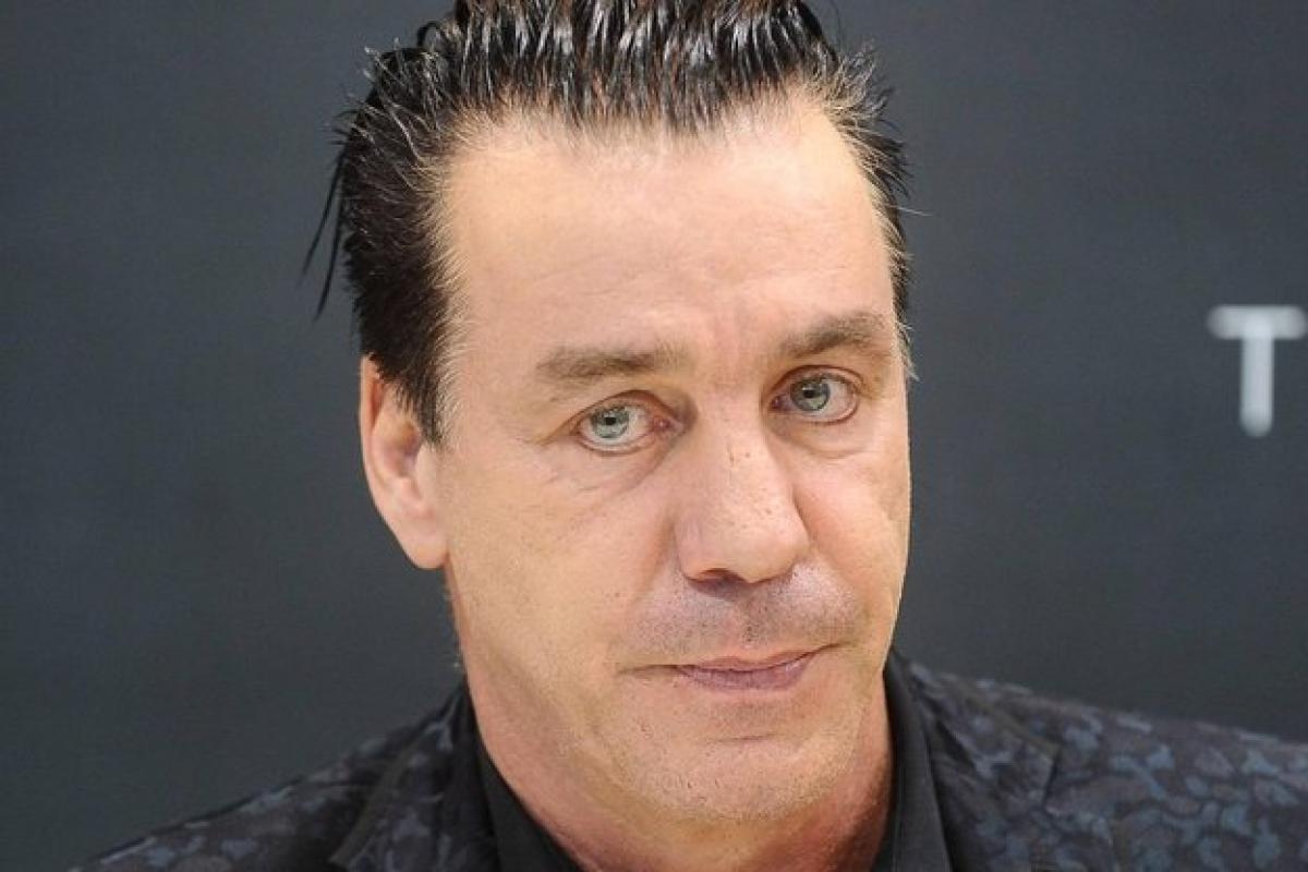 У солиста группы Rammstein обнаружили коронавирус - СМИ