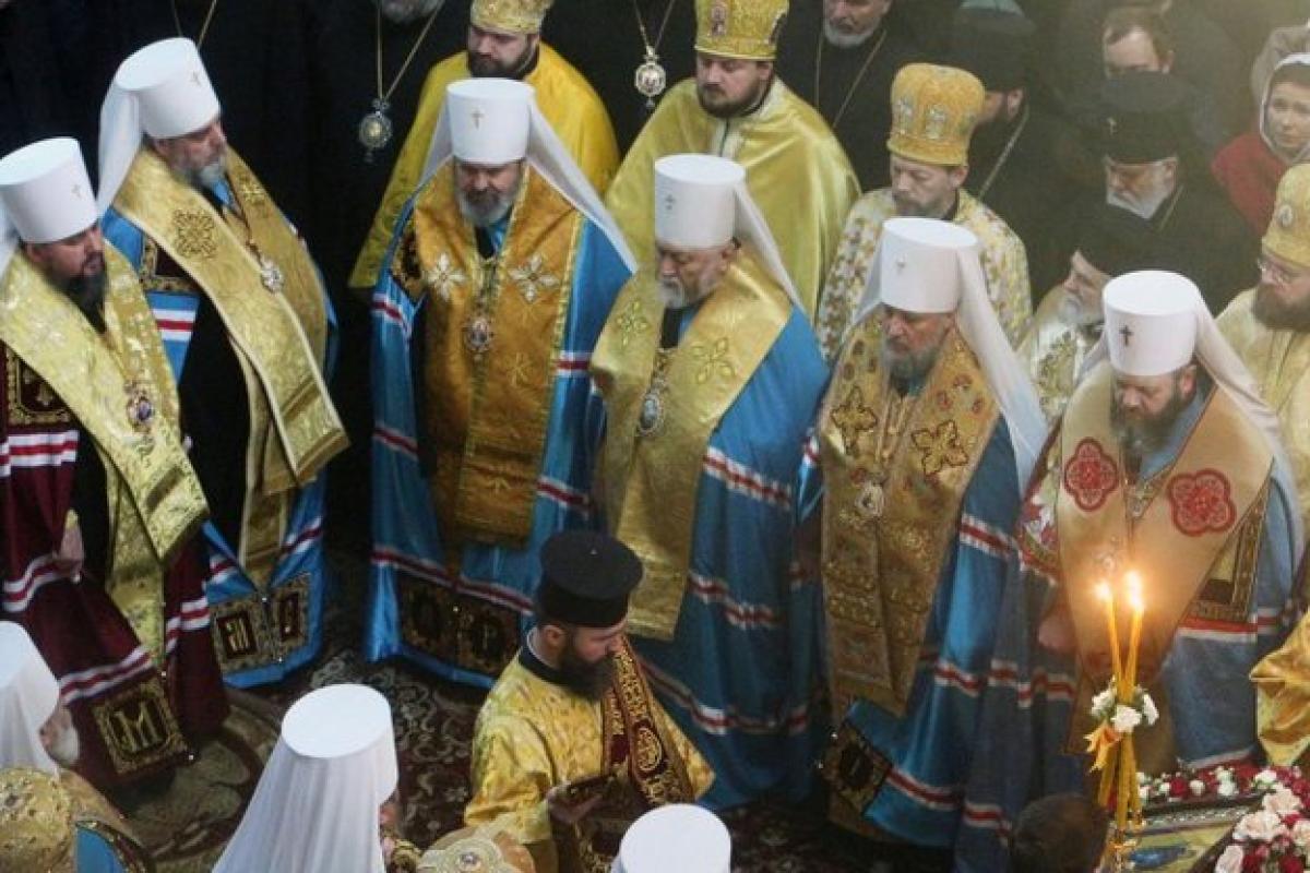 "Каждый человек нуждается в поддержке": ПЦУ изготавливает антисептик по рецепту ВОЗ и раздает нуждающимся "Каждый человек нуждается в поддержке": ПЦУ изготавливает антисептик по рецепту ВОЗ и раздает нуждающимся