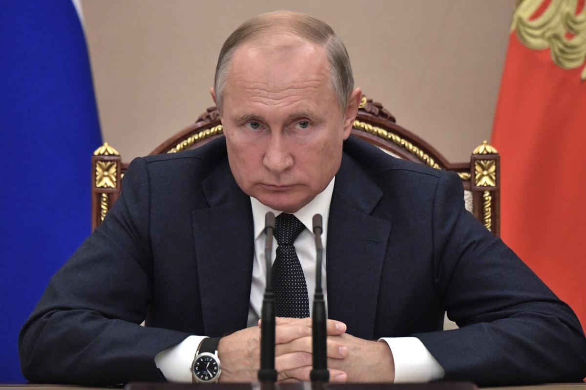 Путин признал украинцев и белорусов "носителями русского языка" и облегчил им получение гражданства РФ Путин признал украинцев и белорусов "носителями русского языка" и облегчил им получение гражданства РФ