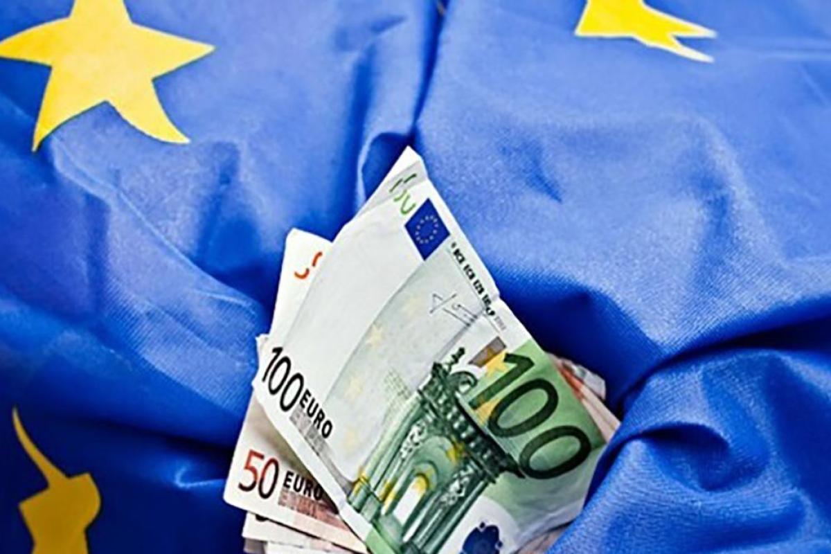 Украина может получить от ЕС более миллиарда евро на борьбу с эпидемией, - Порошенко