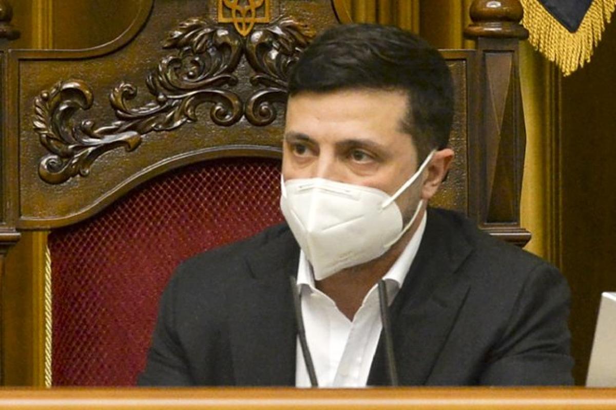Пик заболеваемости: Зеленский хочет усилить карантинные ограничения Пик заболеваемости: Зеленский хочет усилить карантинные ограничения