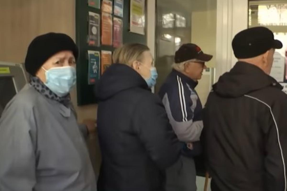 Кабмин предписал пенсионерам Украины самоизоляцию: детали
