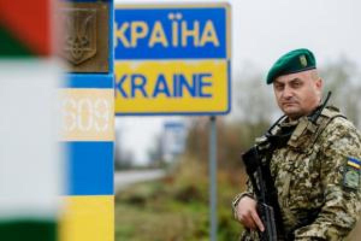Украина ослабила карантин на КПВВ для некоторых граждан Украина ослабила карантин на КПВВ для некоторых граждан