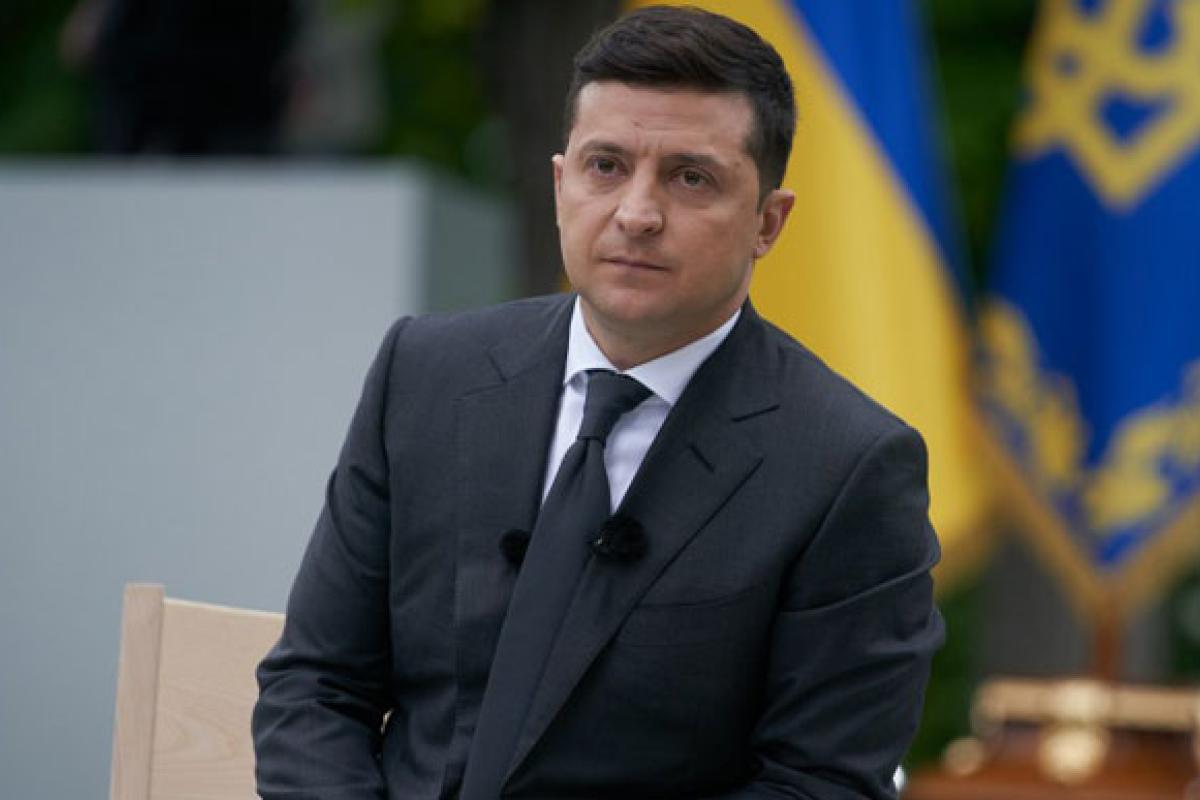 Льготы для бизнеса и медиков: Зеленский подписал соответствующий закон